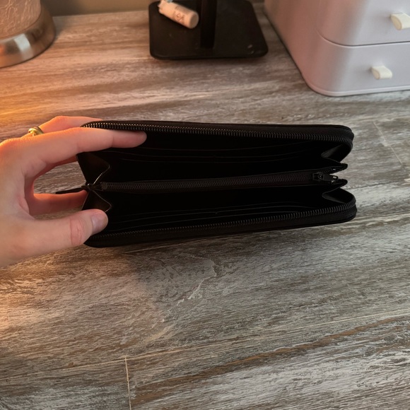 Large Prada Nylon Wallet - Picture 5 of 12